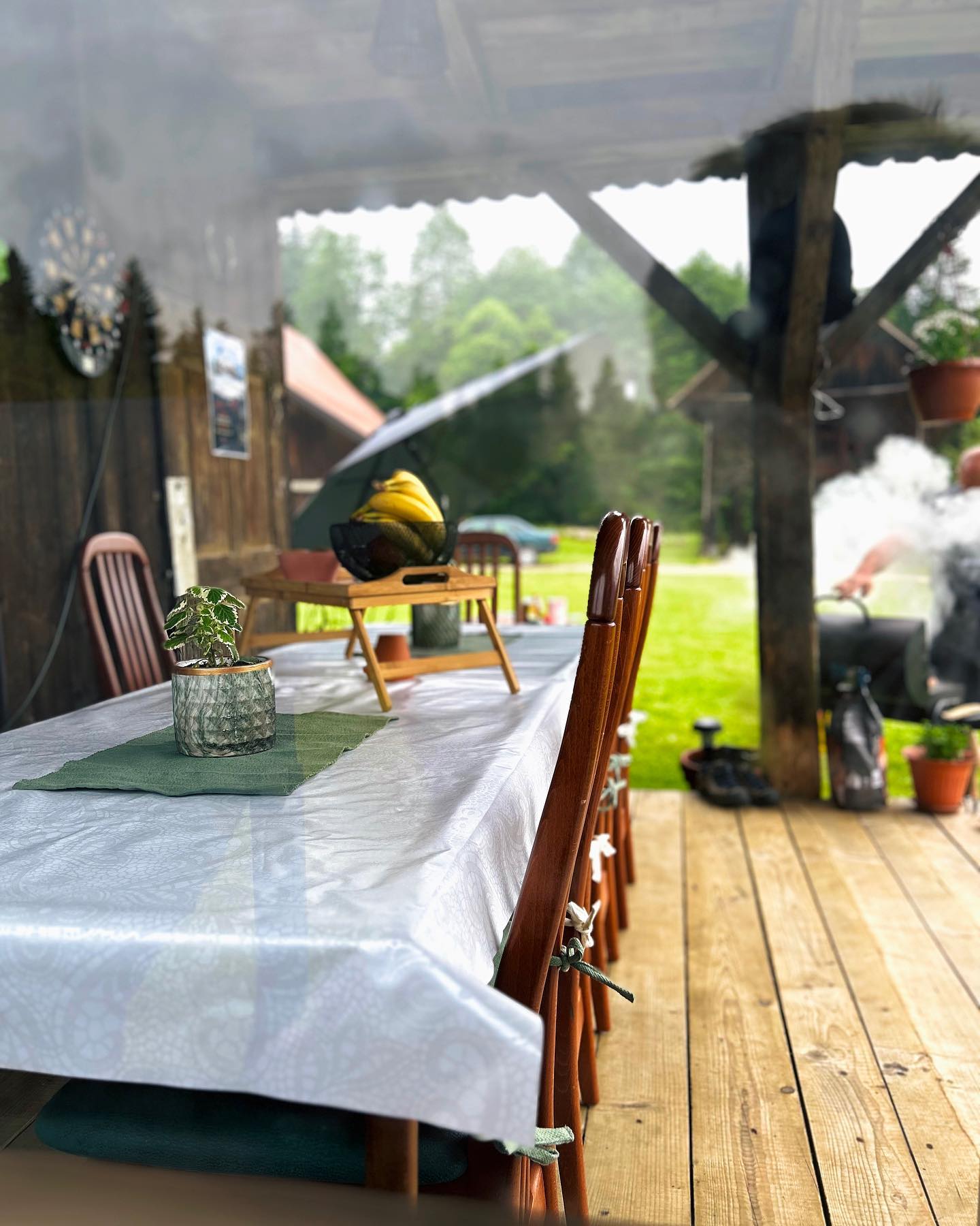 Pokrit piknik prostor v naravi